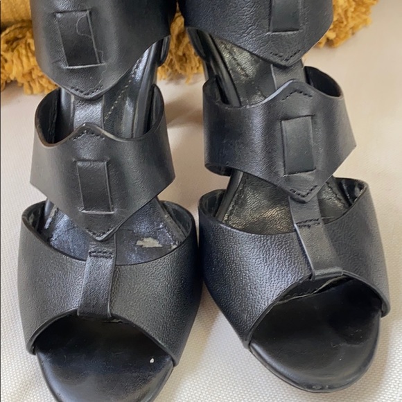 i s o l a . c a g e d . h e e l s . s i z e 7.5 - Picture 6 of 9